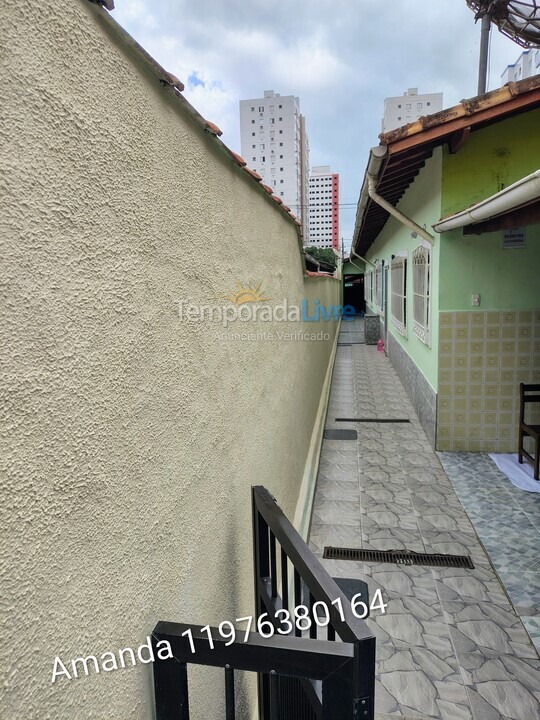 Casa para aluguel de temporada em Praia Grande (Ocian)