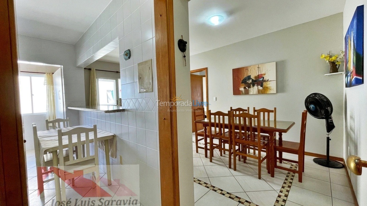 Apartamento para aluguel de temporada em Bombinhas (Praia de Bombas)