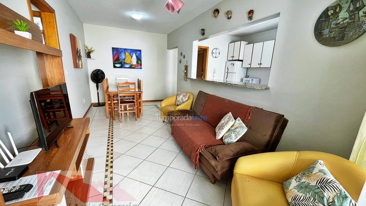 Apartamento para aluguel de temporada em Bombinhas (Praia de Bombas)