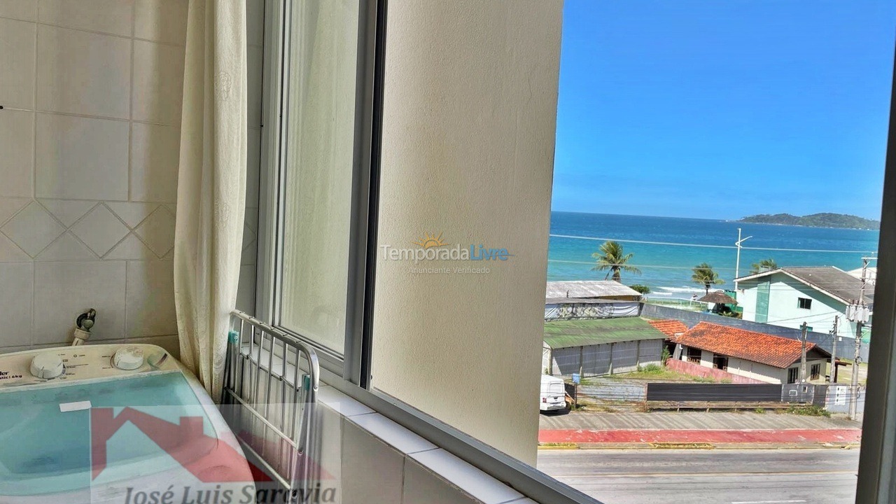 Apartamento para aluguel de temporada em Bombinhas (Praia de Bombas)