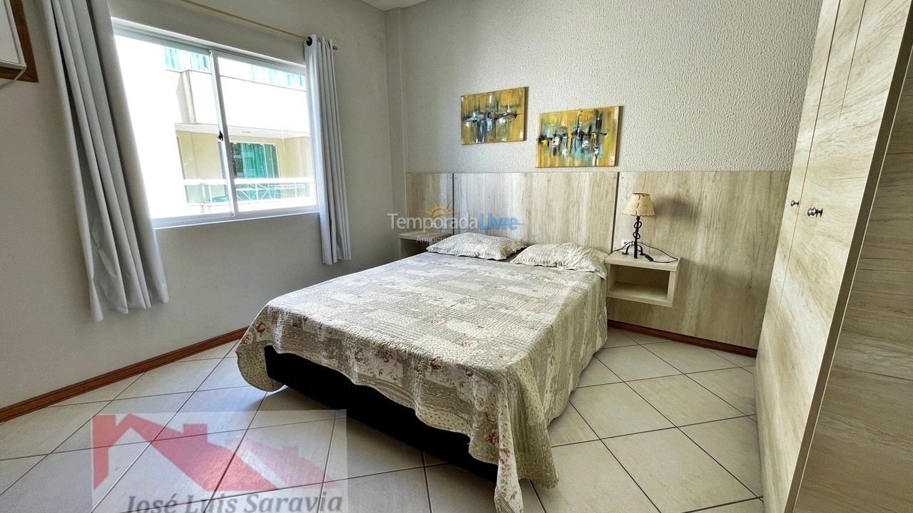 Apartamento para aluguel de temporada em Bombinhas (Praia de Bombas)