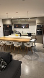 Casa de lujo con 4 suites en Arraial con bañera.