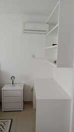 LINDO APTO 2DORMITÓRIOS,2 AR, PERTO DO SHOPPING RUSSI.