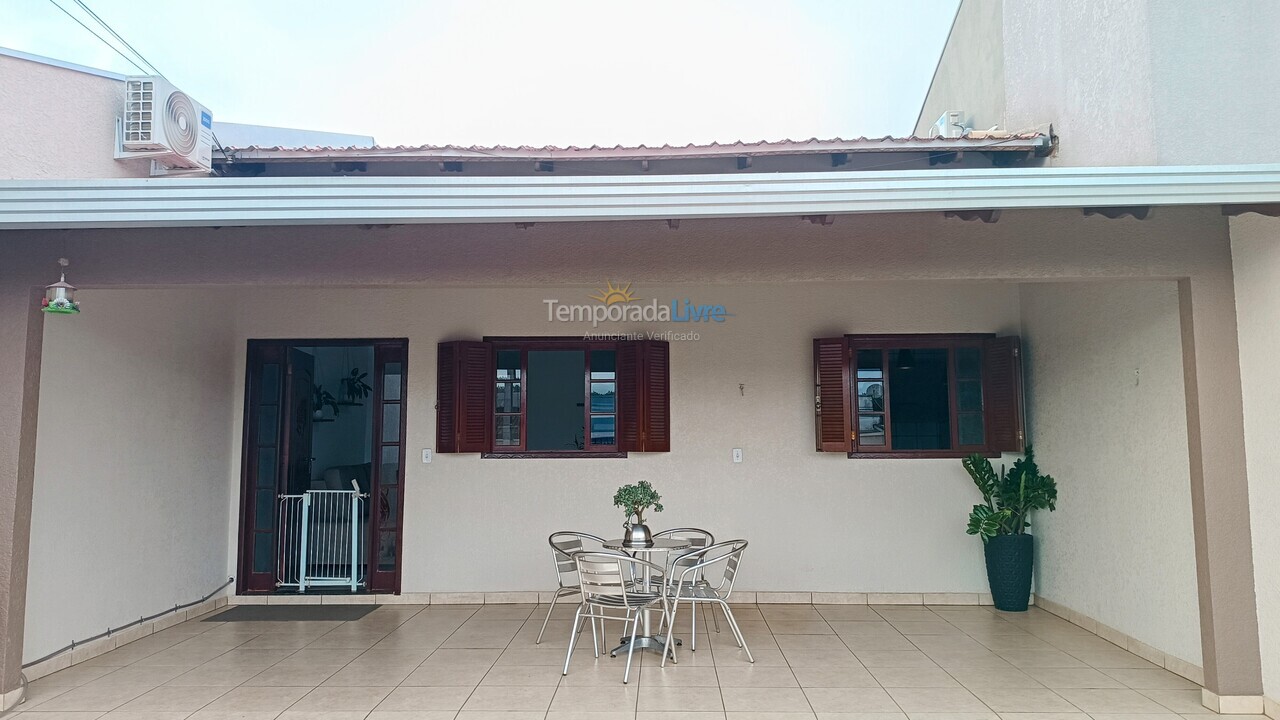 House for vacation rental in Foz do Iguaçu (Jardim Residencial São Roque)