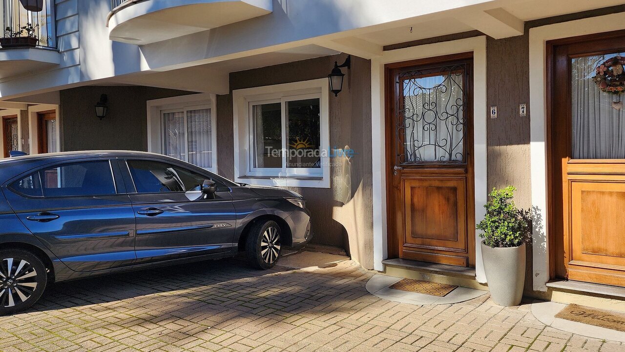 Apartment for vacation rental in Canela (Centro)