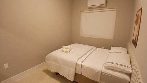 One block from the beach, 3 bedrooms, finely furnished.