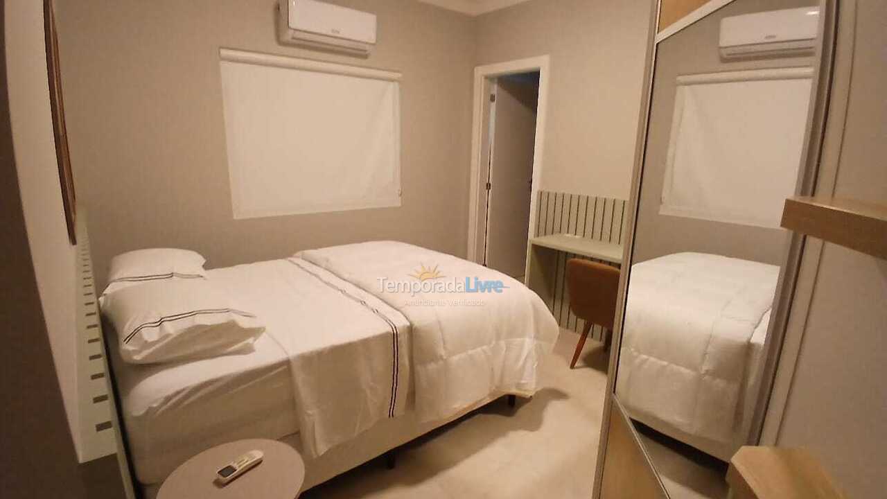 Apartment for vacation rental in Itapema (Meia Praia)