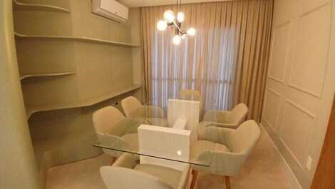 One block from the beach, 3 bedrooms, finely furnished.