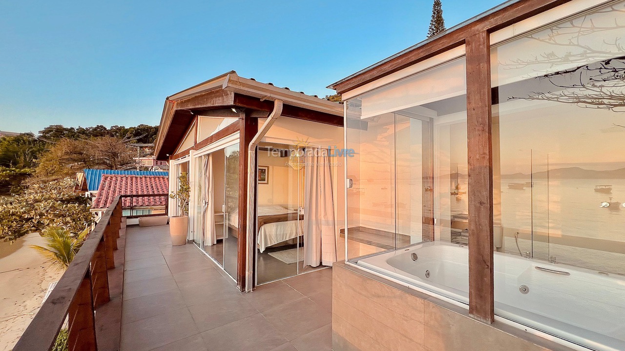 House for vacation rental in Porto Belo (Araca)