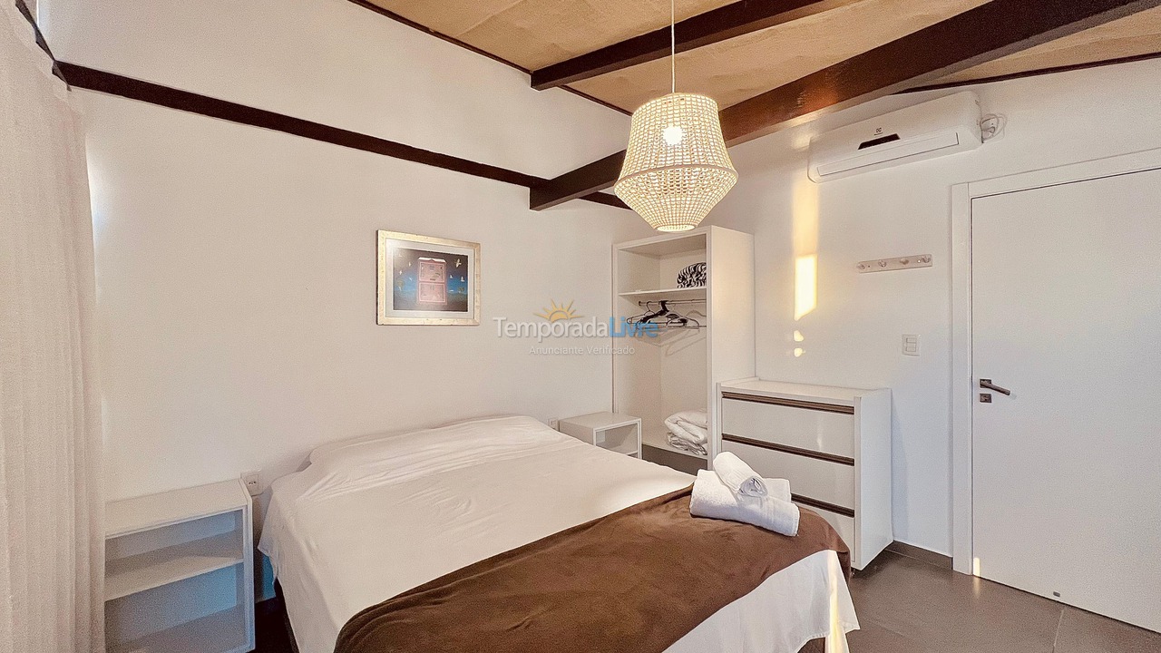 House for vacation rental in Porto Belo (Araca)