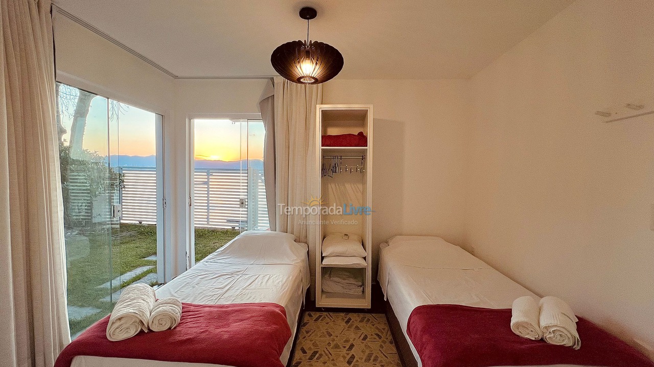 House for vacation rental in Porto Belo (Araca)