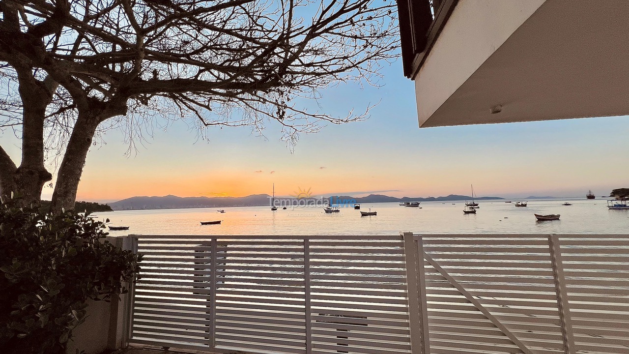 House for vacation rental in Porto Belo (Araca)