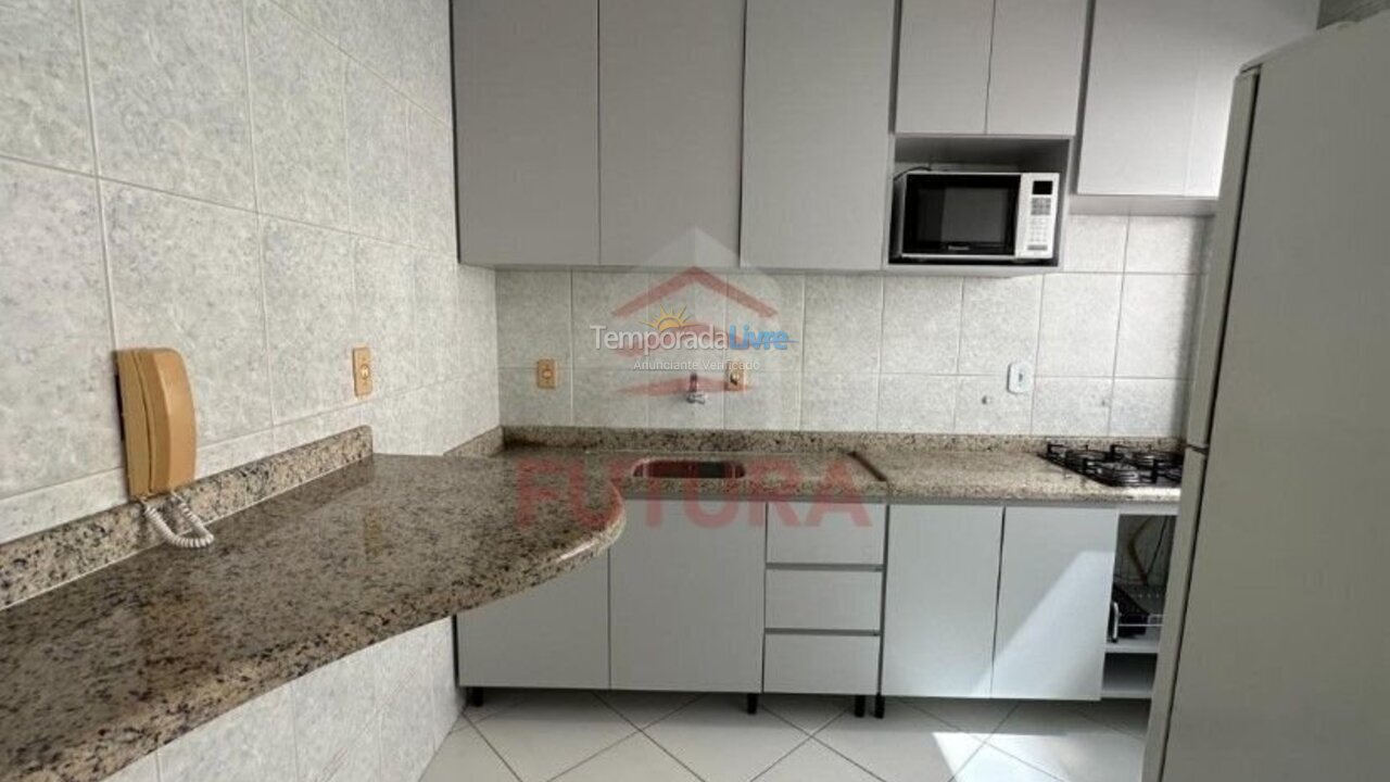 Apartamento para alquiler de vacaciones em Bombinhas (Praia de Bombas)