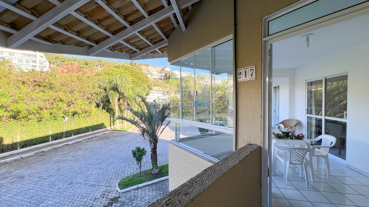 Apartment for vacation rental in Bombinhas (Praia de Bombinhas)