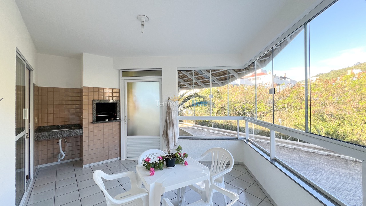 Apartment for vacation rental in Bombinhas (Praia de Bombinhas)