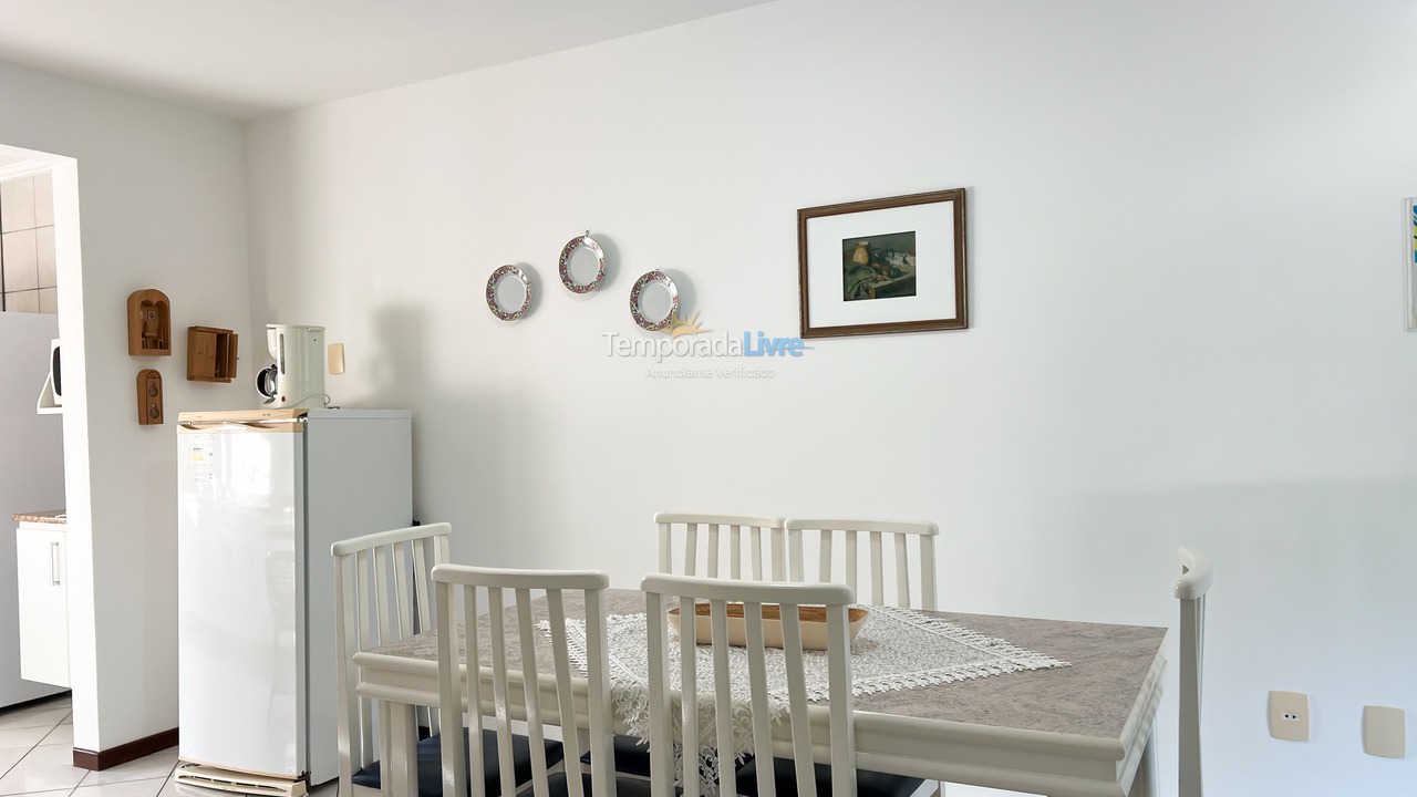 Apartment for vacation rental in Bombinhas (Praia de Bombinhas)