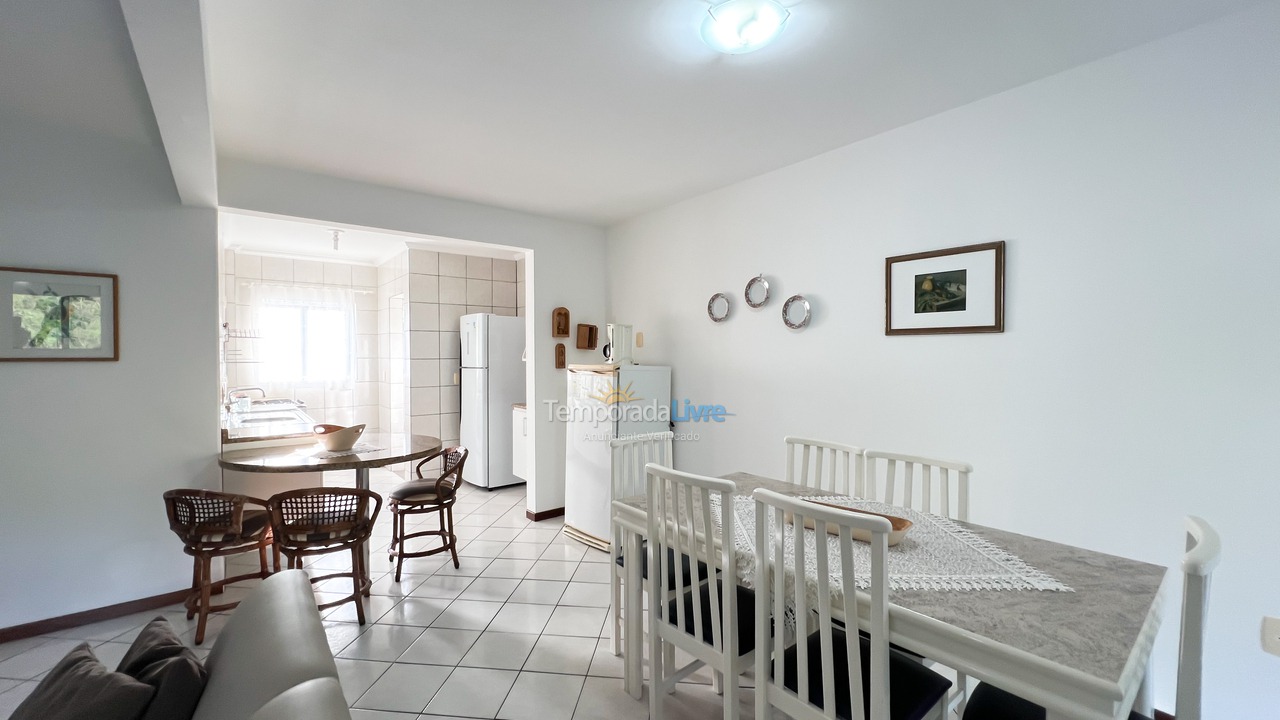 Apartment for vacation rental in Bombinhas (Praia de Bombinhas)