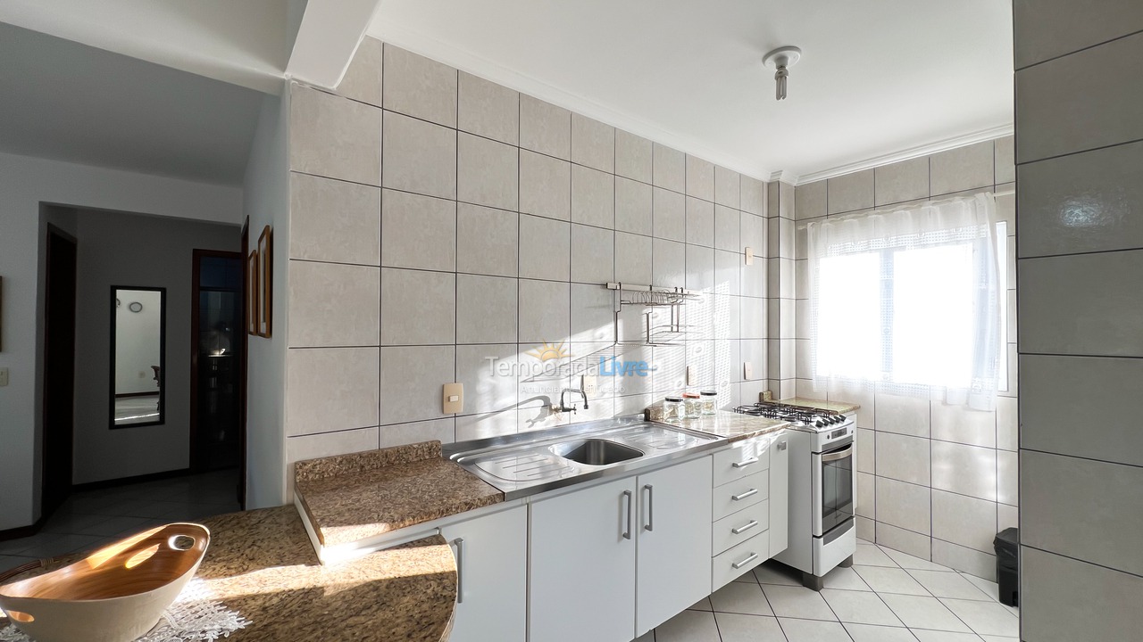 Apartment for vacation rental in Bombinhas (Praia de Bombinhas)