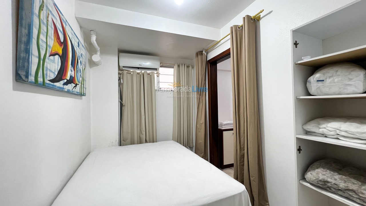 Apartamento para aluguel de temporada em Bombinhas (Praia de Bombinhas)