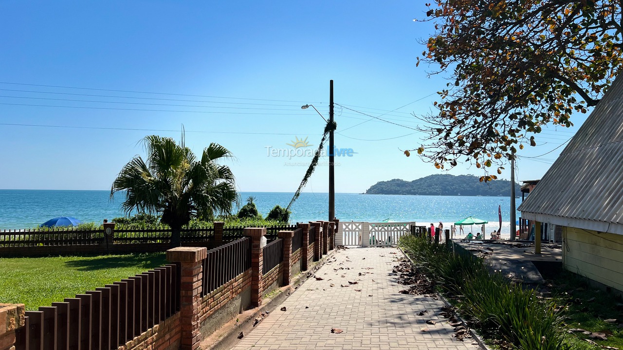 Apartamento para aluguel de temporada em Bombinhas (Praia de Bombinhas)