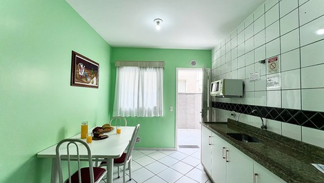 Apartamento de 1 dormitorio a pocos metros de la playa de Bombinhas.