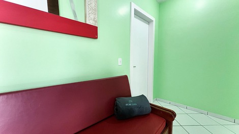 Apartamento de 1 dormitorio a pocos metros de la playa de Bombinhas.