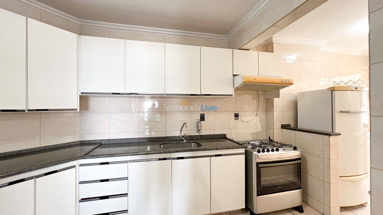 Apartamento para aluguel de temporada em Bombinhas (Praia de Bombinhas)