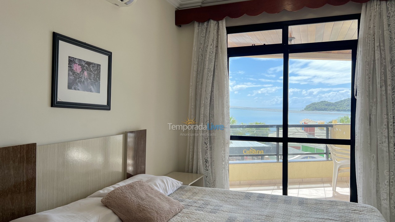 Apartamento para aluguel de temporada em Bombinhas (Praia de Bombinhas)