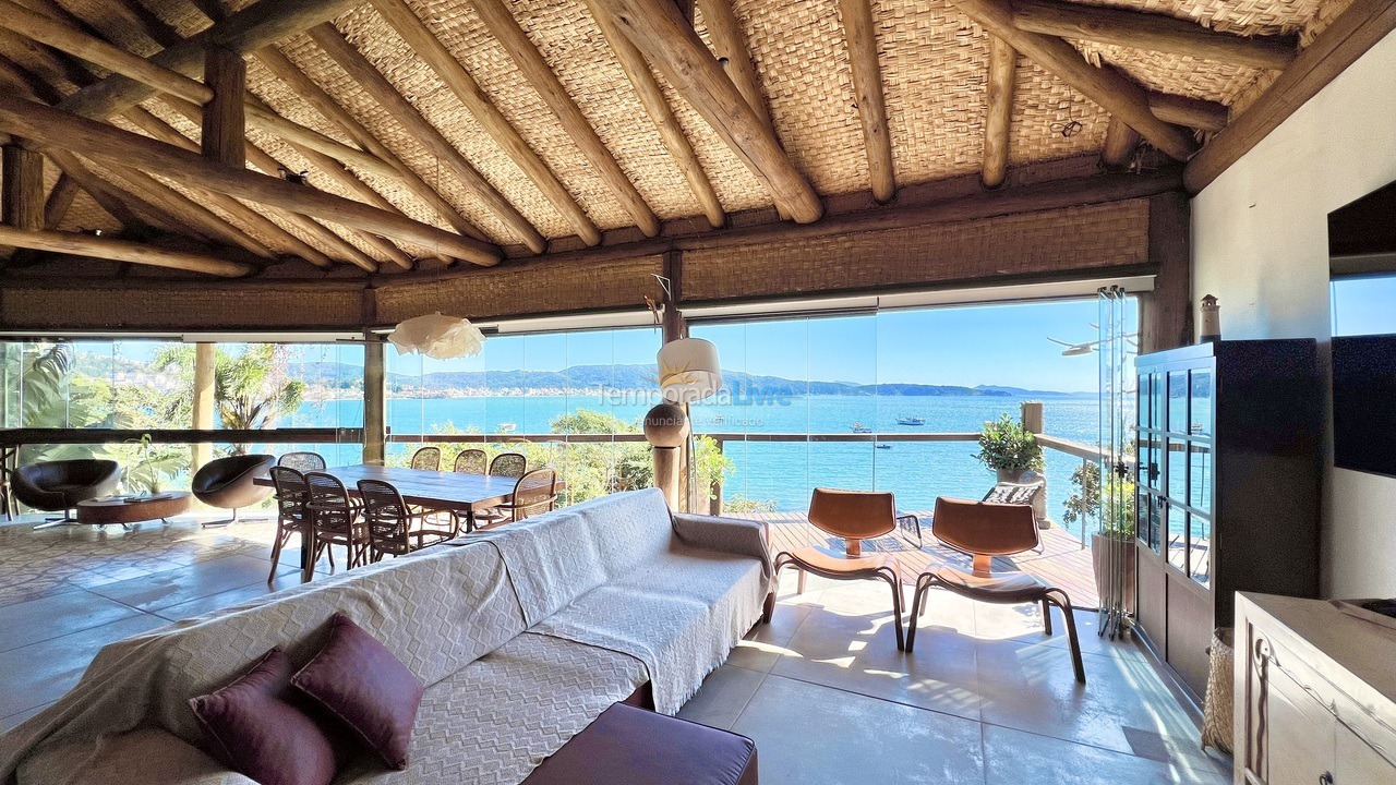 House for vacation rental in Bombinhas (Praia de Bombinhas)