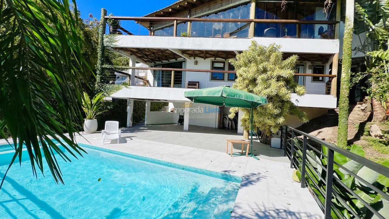 House for vacation rental in Bombinhas (Praia de Bombinhas)