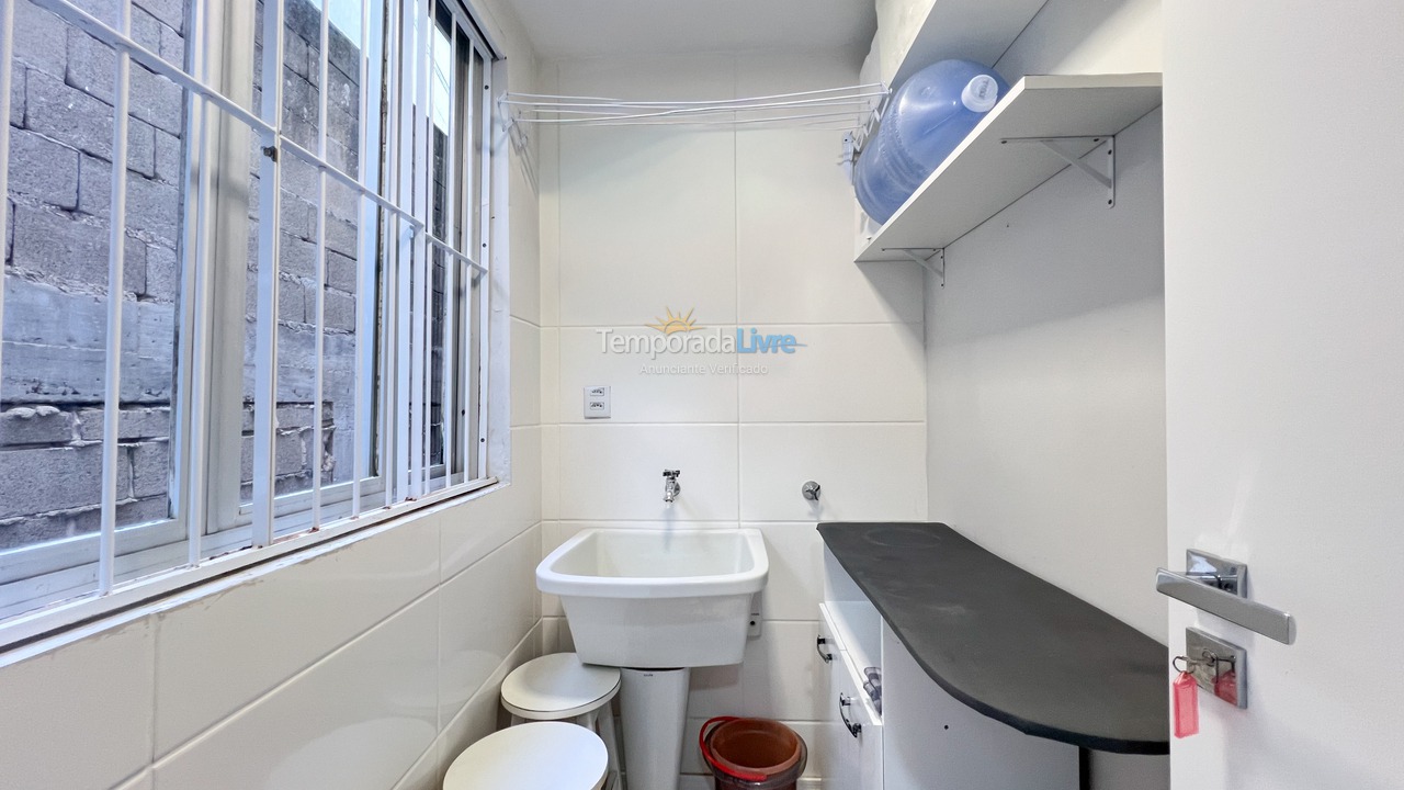 Apartment for vacation rental in Bombinhas (Praia de Bombinhas)