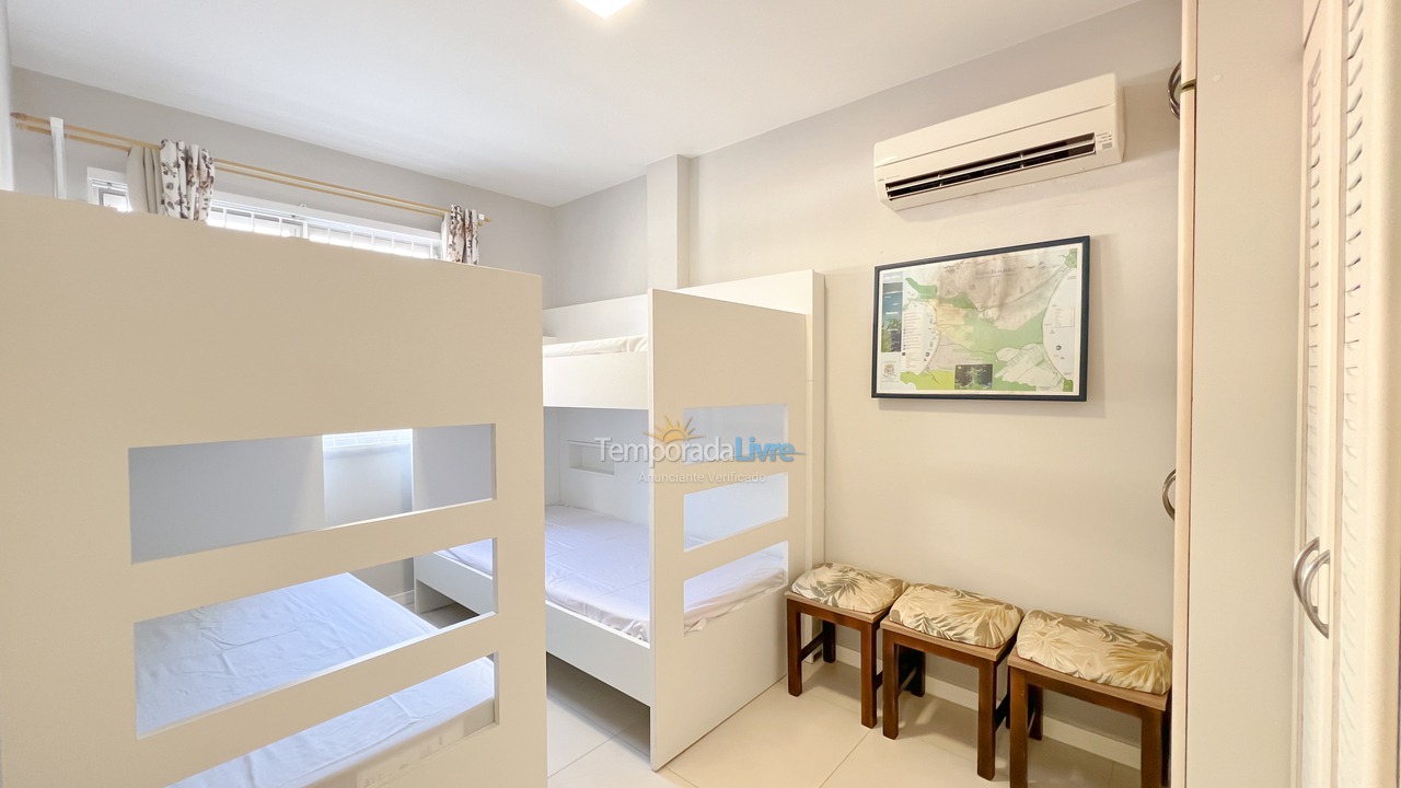 Apartment for vacation rental in Bombinhas (Praia de Bombinhas)