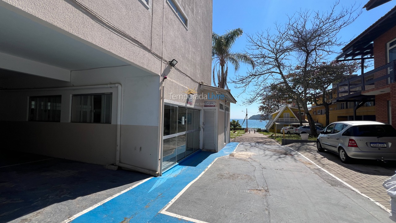 Apartment for vacation rental in Bombinhas (Praia de Bombinhas)