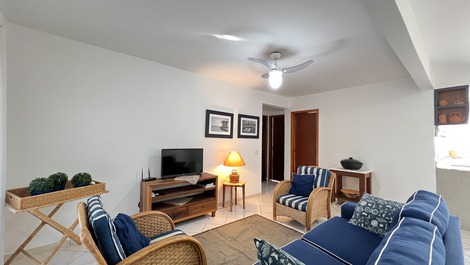 Apartamento de 3 dormitórios no centro de Bombinhas