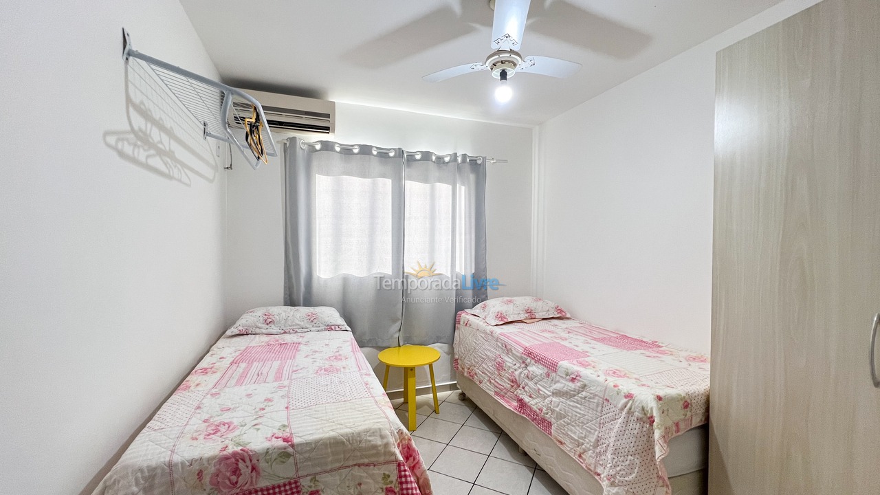 Apartamento para aluguel de temporada em Bombinhas (Praia de Bombinhas)