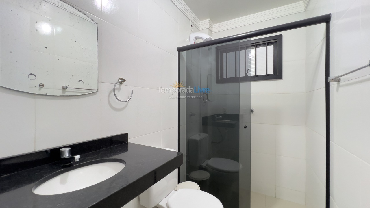 Apartment for vacation rental in Bombinhas (Praia de Bombinhas)