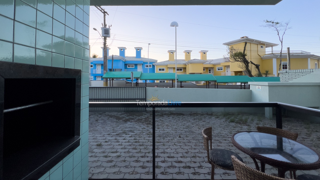 Apartment for vacation rental in Bombinhas (Praia de Bombinhas)