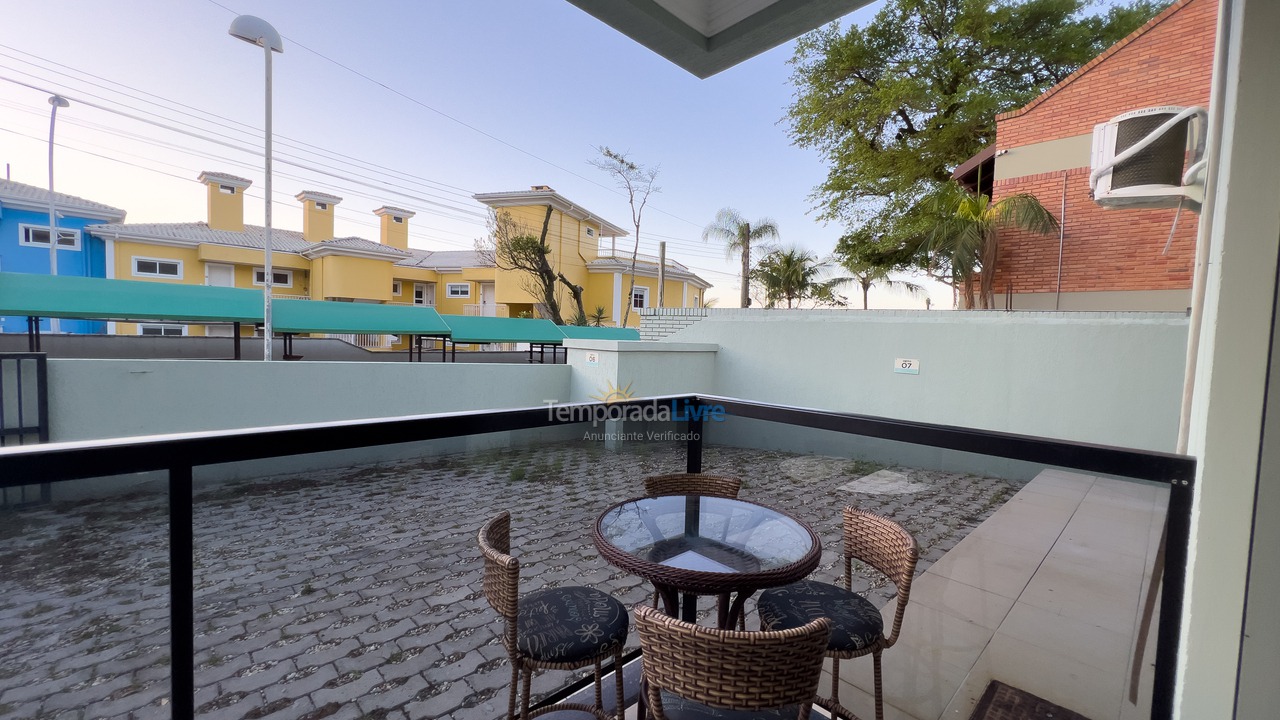 Apartment for vacation rental in Bombinhas (Praia de Bombinhas)