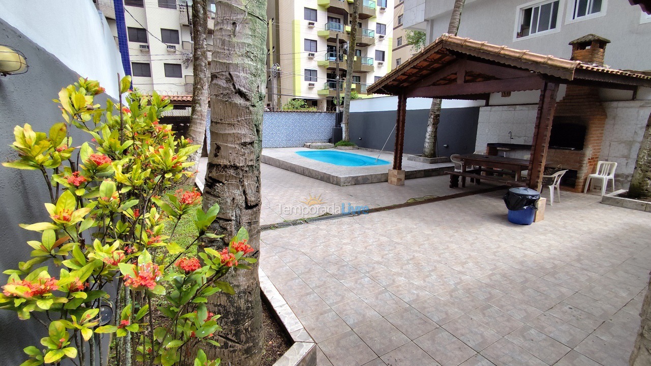 House for vacation rental in Praia Grande (Aviação)