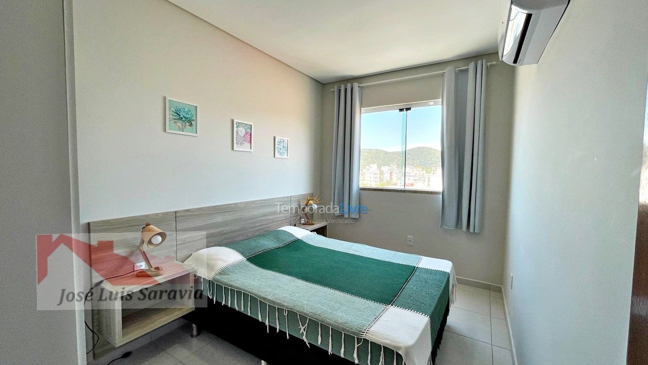 Apartment for vacation rental in Bombinhas (Praia de Bombas)