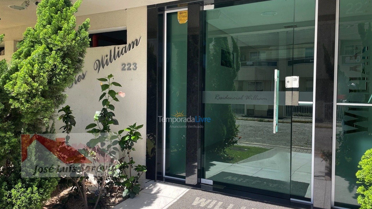 Apartment for vacation rental in Bombinhas (Praia de Bombas)