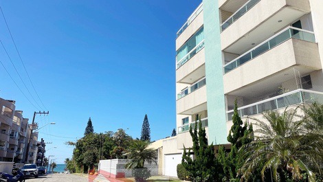 Cozy and complete apartment in the center of Bombas, check it out!