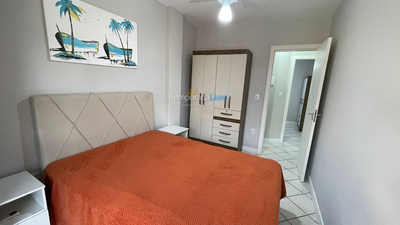 Apartamento para aluguel de temporada em Bombinhas (Centro de Bombinhas)
