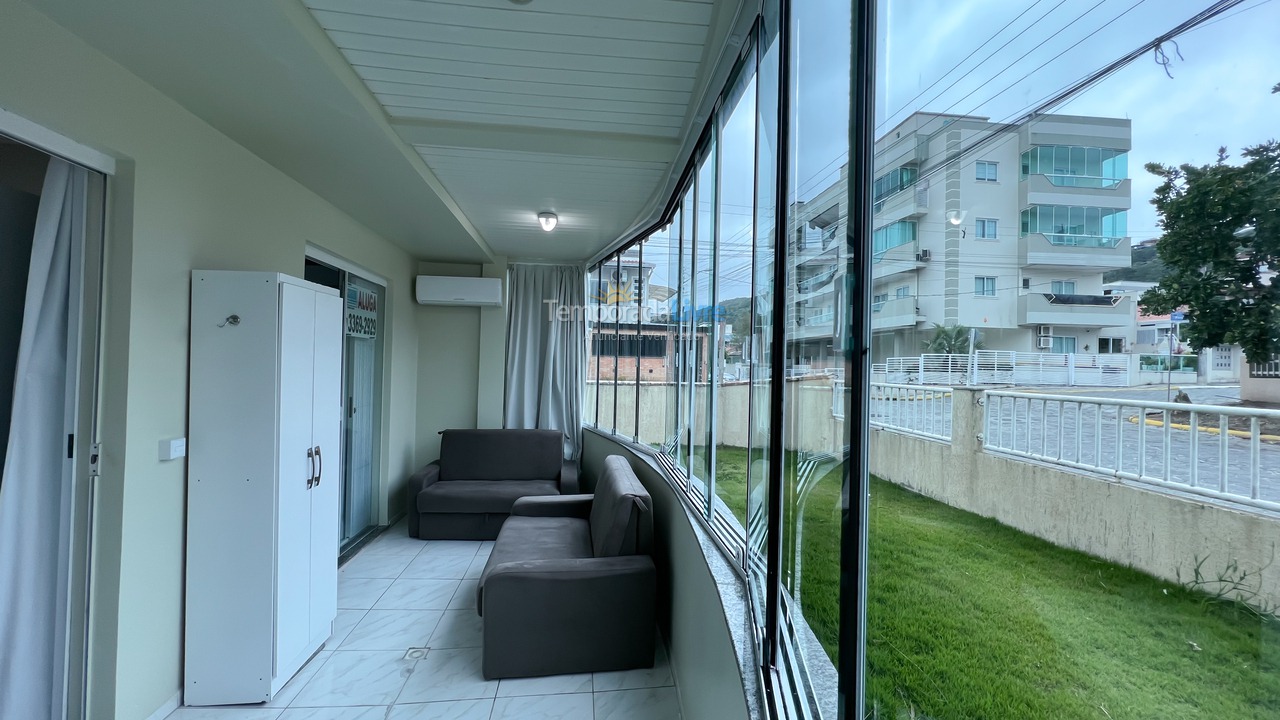 Apartment for vacation rental in Bombinhas (Praia de Bombinhas)