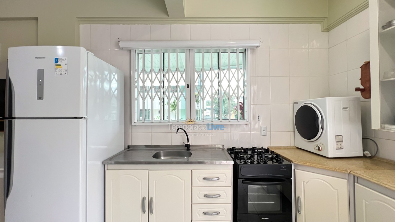 Apartment for vacation rental in Bombinhas (Praia de Bombinhas)