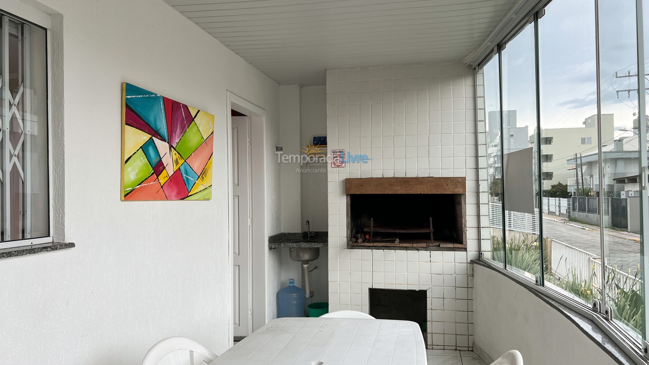 Apartment for vacation rental in Bombinhas (Praia de Bombinhas)