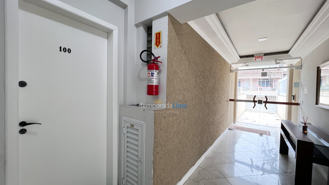 Apartment for vacation rental in Bombinhas (Praia de Bombinhas)