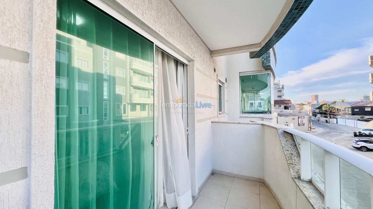 Apartment for vacation rental in Bombinhas (Centro de Bombinhas)