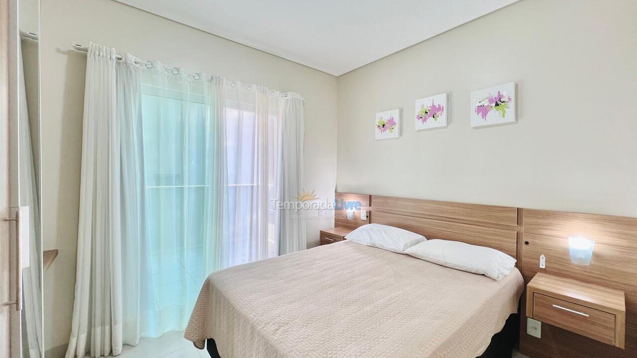 Apartment for vacation rental in Bombinhas (Centro de Bombinhas)