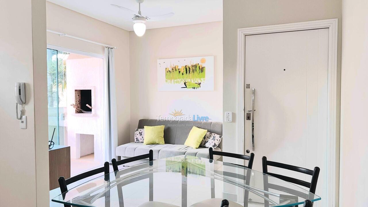 Apartment for vacation rental in Bombinhas (Centro de Bombinhas)